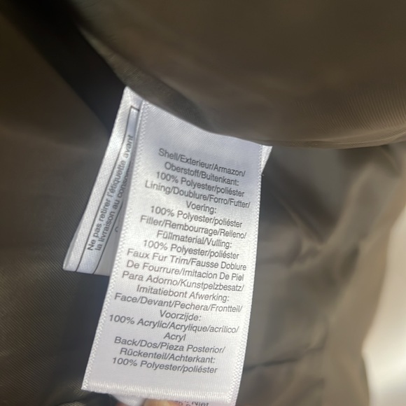 As new DKNY winter parka - Picture 7 of 8